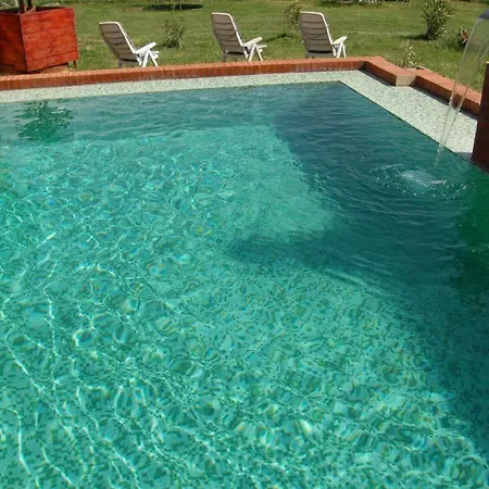 Roenk-wellness Panzio Mezopeterd