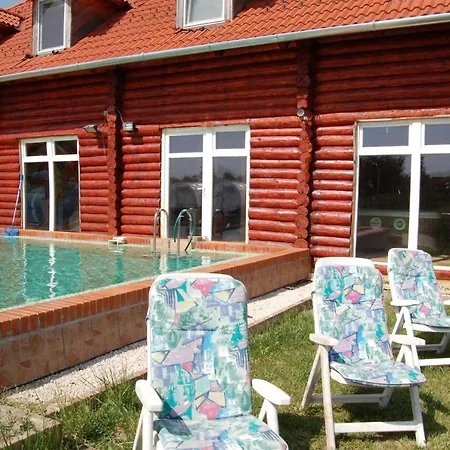 Roenk-wellness Panzio Bed & Breakfast *