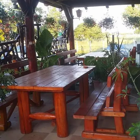 Bed & Breakfast Roenk-wellness Panzio Mezopeterd