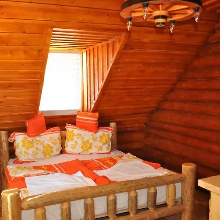 Bed & Breakfast Roenk-wellness Panzio *