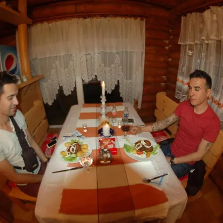 Roenk-wellness Panzio Bed & Breakfast